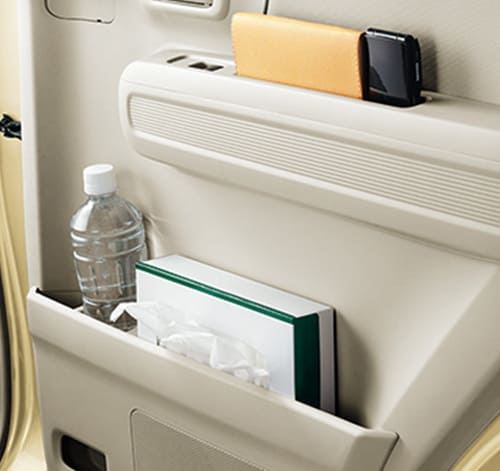 リアドアポケット(ペットボトルホルダー付き)