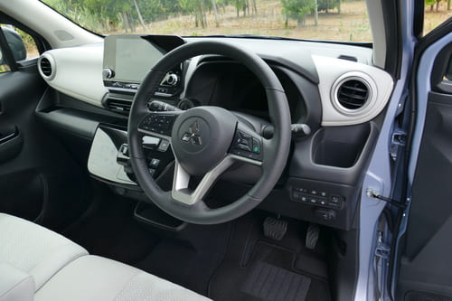 アウトランダーを買うとeKクロスEVが欲しくなる?