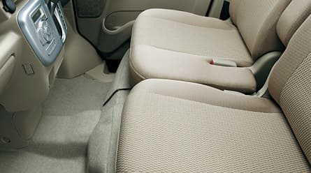 シルバーをあしらって上質感を演出 シルバーをあしらって上質感を演出