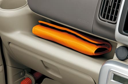 インパネトレイ(助手席) インパネトレイ(助手席)