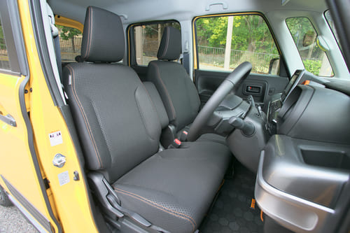 軽スーパーハイトワゴンのクロスオーバーSUVのおすすめ「スズキスペーシアギア」