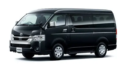 第4位 トヨタ「ハイエース ワゴン」 車中泊には最適。タフに使い倒したいなら、これこそが最強かも!