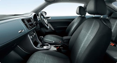 フォルクスワーゲン「ザ・ビートル」 誰が見てもビートルの現代版7