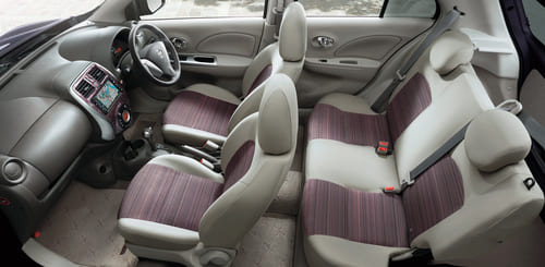 日産「マーチ ボレロ」 かわいい成分が減ったマーチに上品なレトロ感を補充！3