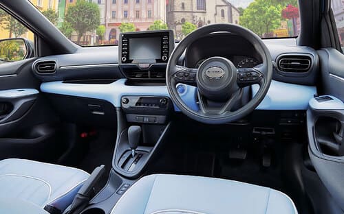 光岡「ビュート ストーリー」 ハイブリッドと先進安全装備を手に入れた光岡の代表モデル4