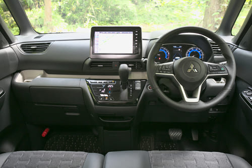 試乗車は280万円オーバー!