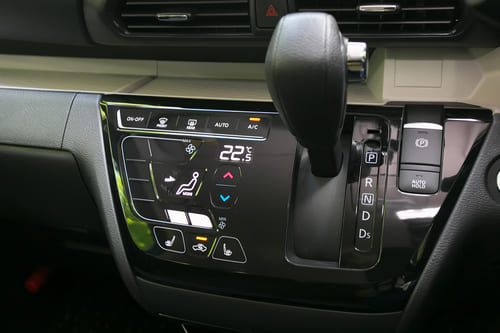 試乗車は280万円オーバー!