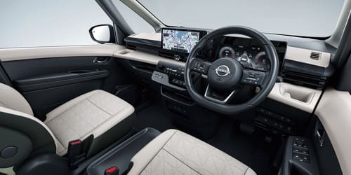 第5位 日産「セレナ」 最もツブシが利く ミドルミニバンの中で、最も新しい車を買った感がある!2