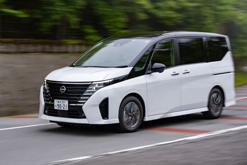 第5位 日産「セレナ」 最もツブシが利く ミドルミニバンの中で、最も新しい車を買った感がある!