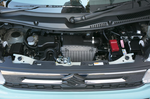 【燃費】クラスNo. 1の低燃費、WLTC25km/L超のグレードも存在