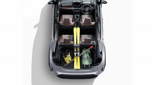 ヤリスクロスの荷室&座席アレンジ2