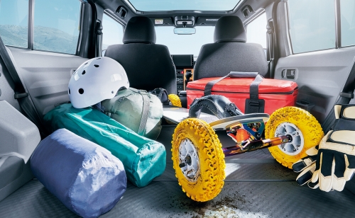 タフトの荷室&座席アレンジ