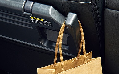 パーソナルテーブル(HYBRID Xに標準装備)_2