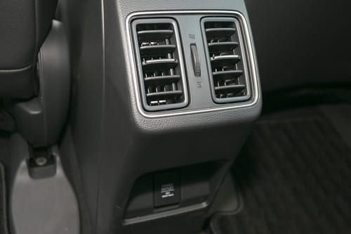 大人4人とたくさんの荷物を積み込んでの長距離移動も快適