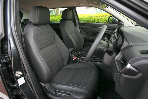 大人4人とたくさんの荷物を積み込んでの長距離移動も快適