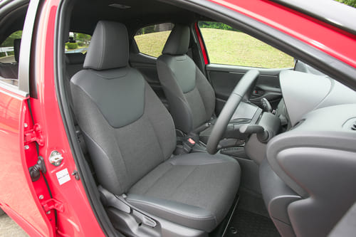 控えめな変更内容、いちばん目立つのはラジエターグリル?