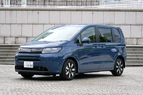 フリードで苦労したのは重量を感じさせない走りにするところ