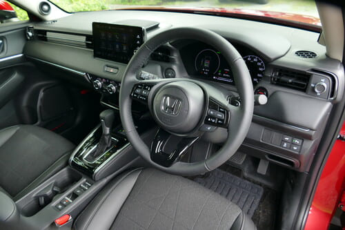 上級SUVにヒケを取らない!ヴェゼル史上最高の乗り心地