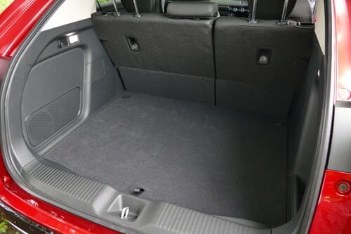 上級SUVにヒケを取らない!ヴェゼル史上最高の乗り心地