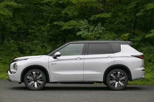 駆動系や運転支援もハイテク満載!