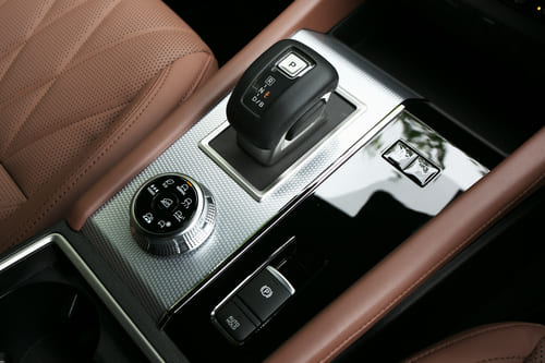 駆動系や運転支援もハイテク満載!