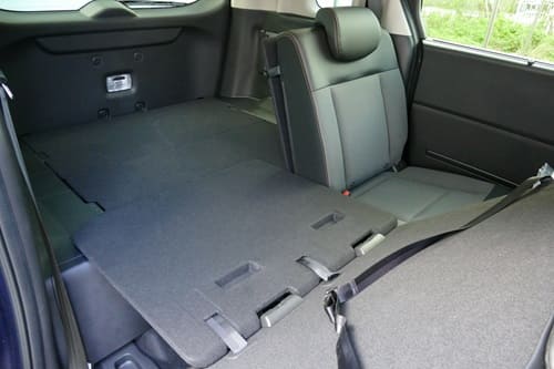 5名乗り・FFのメリットはラゲッジルームの広さ