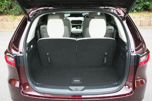 欧州の1000万円オーバー車より質感が高いインテリア