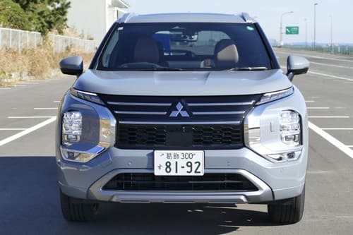 いろいろ言わずにとにかく乗ってくれ?!