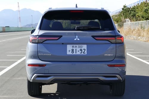 いろいろ言わずにとにかく乗ってくれ?!