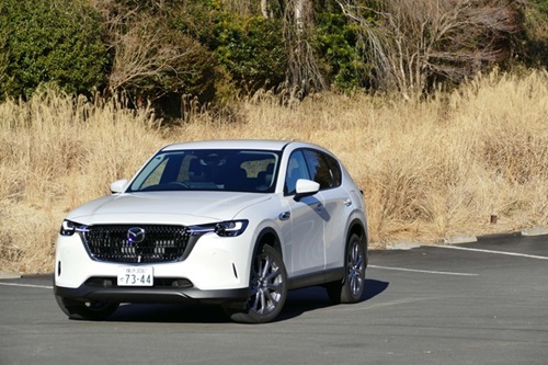 SUVであってもスポーティな走りは外せないマツダらしさ