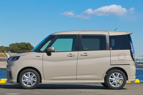 全長を延ばしてラゲッジを拡大した現行モデル