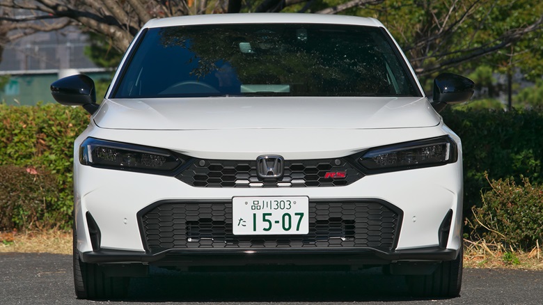 【試乗・岡崎五朗】ホンダシビックRS「タイプRの魅力とは異なる魔法のレシピ」