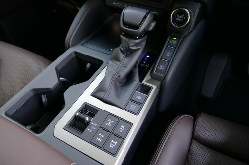 上質かつ操作性の良いインテリア