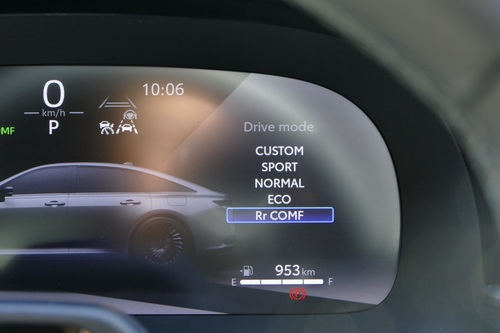 期待通りのクラウン、快適性はSクラス並み〜クラウンセダン