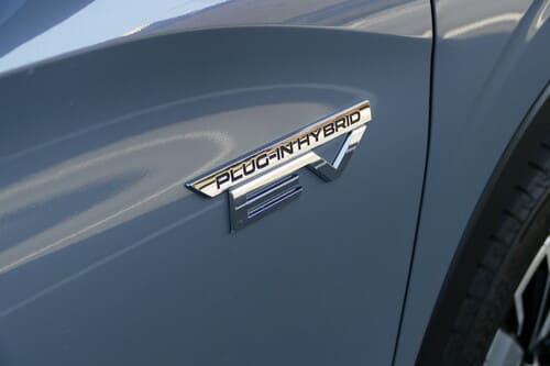 洗練と上質さを感じるハイブリッドの制御