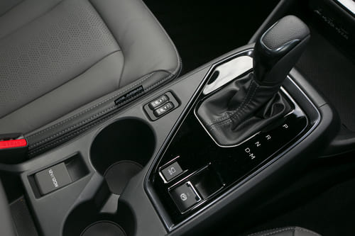 フルハイブリッドもスバルらしく機械式4WDを採用