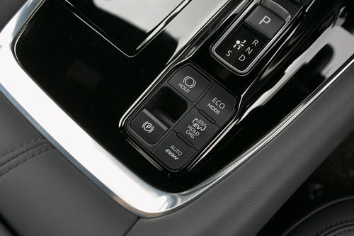 こいつの魅力を最大限味わえるのは自宅で充電できる人