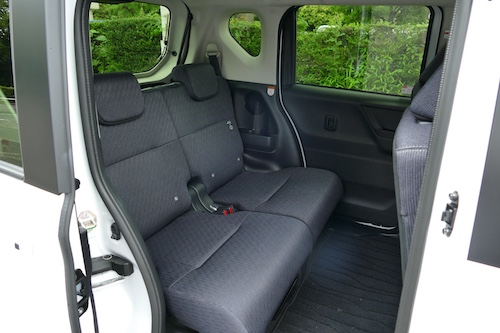 ムーヴRSのリアシート