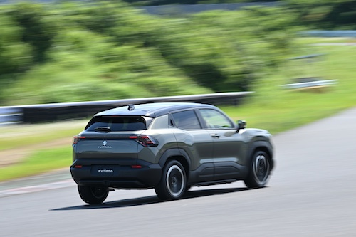 スズキeビターラ走り