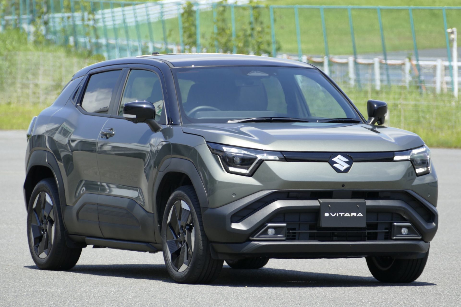 スズキeビターラ202509