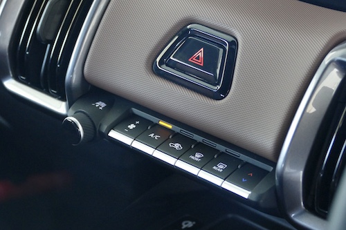 スズキeビターラ202509