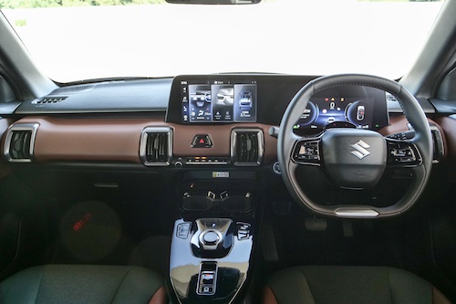 スズキeビターラ202509