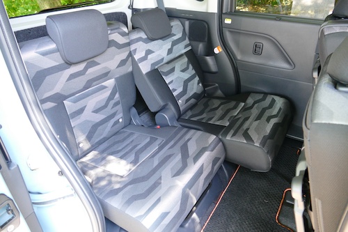 ダイハツ人気軽自動車_202510