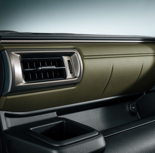 スズキクロスビーMCモデル_202510