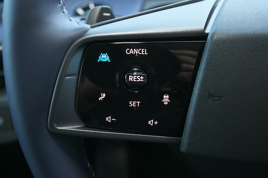 2510_日産リーフB7