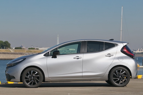 2512オートナビガイド トヨタアクアMCモデル試乗記