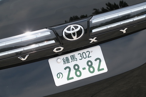 トヨタヴォクシー4代目_一部改良モデル_2608